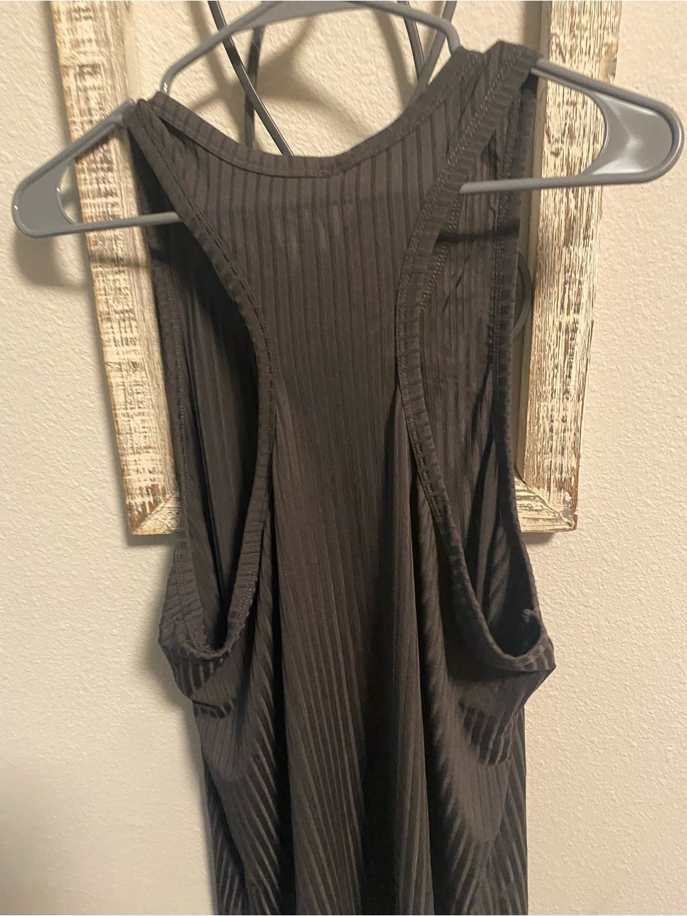 Gray Ribbed Racerback Tank Top - Women - Picture 6 of 6